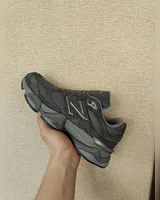New Balance 9060 Dark Grey — головне фото товару