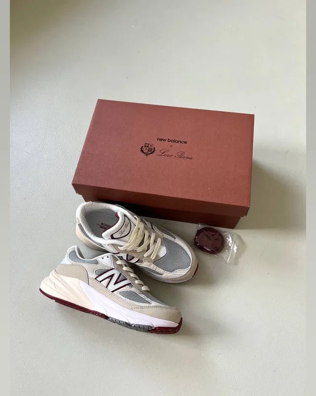 New Balance 990 x Lora Piano — головне фото товару