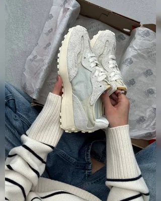 New Balance 327 Beige — головне фото товару
