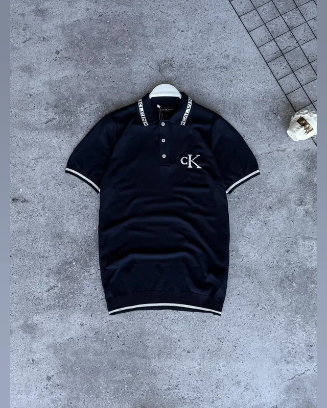 Футболка Calvin Klein — головне фото товару