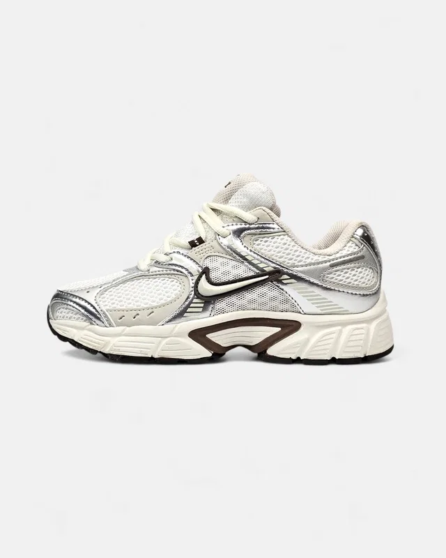 Nike V5 RNR • White Silver Brown • — головне фото товару