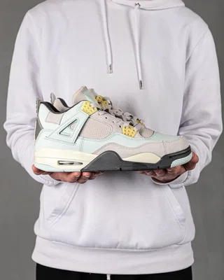 Nike 4 Retro SE Craft Photon Dust — головне фото товару