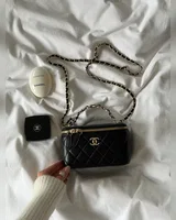 Chanel Classic Black Lambskin Pearl Crush Vanity Bag Black/Gold [оригінальна магнітна коробка] 17 х 11 х 8 — головне фото товару