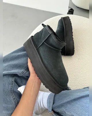 UGG Classic Ultra Mini Platform XL Black — головне фото товару