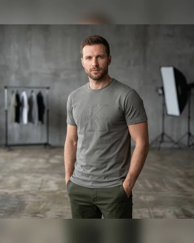 Футболка Calvin Klein — головне фото товару