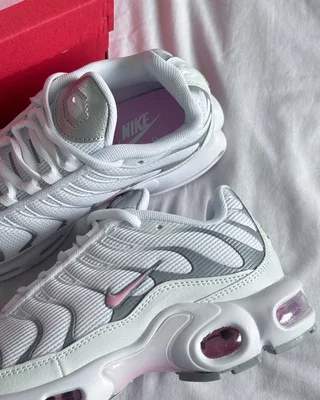 Nike Air Max Plus 'Summit White Pink Rise' HF0107-100 — головне фото товару