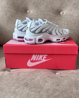 Nike Air Max Plus 'Summit White Pink Rise' HF0107-100 — головне фото товару