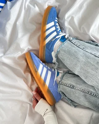 Adidas Wmns Gazelle Indoor 'Blue Fusion Gum' — головне фото товару