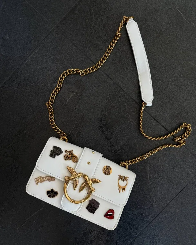 PINKO Mini Love Bag One Simply With Enamel Pin White [оригінальна коробка] 20 х 12.5 х 6.5 — головне фото товару