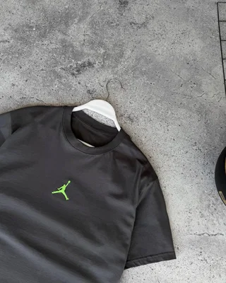 Nike — головне фото товару