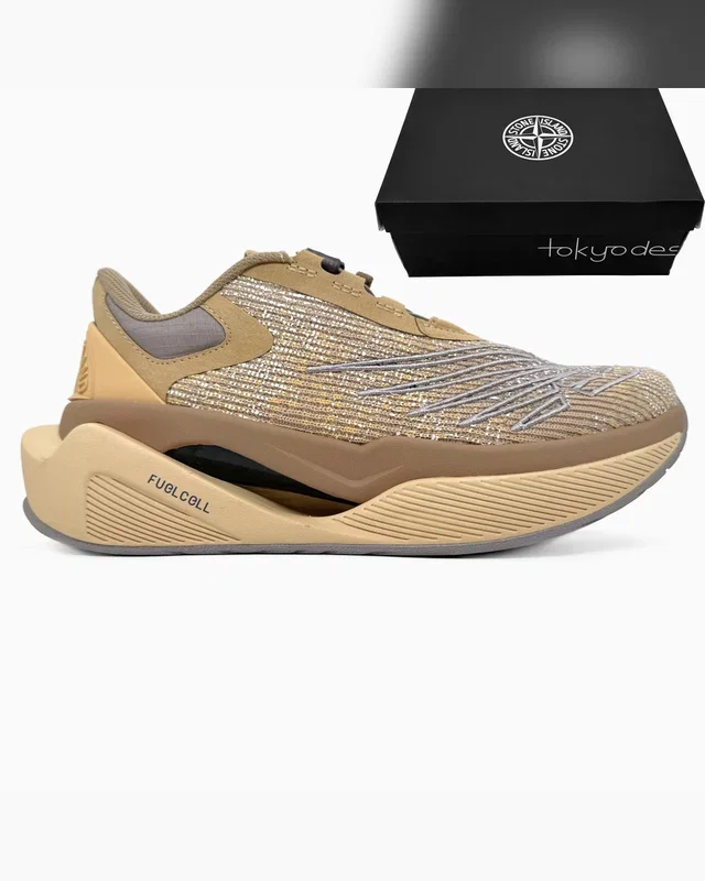 Stone Island New Balance FuelCell x Stone Island Beige — головне фото товару