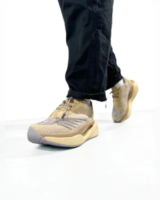 Stone Island New Balance FuelCell x Stone Island Beige — головне фото товару