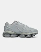 New Balance New Balance2000 'Silver Metallic' U20005UW — головне фото товару
