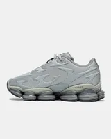 New Balance New Balance2000 'Silver Metallic' U20005UW — головне фото товару