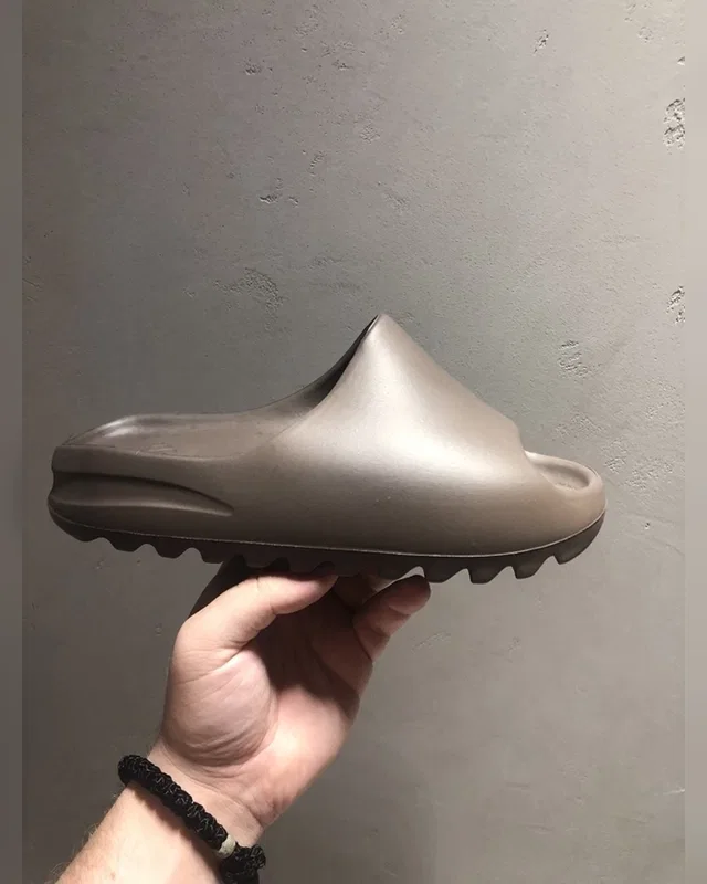 Adidas Yeezy Slide Sloot — головне фото товару