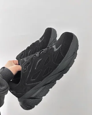 HOKA ONE Clifton L Suede 'Triple Black' 1122571-BBLC — головне фото товару