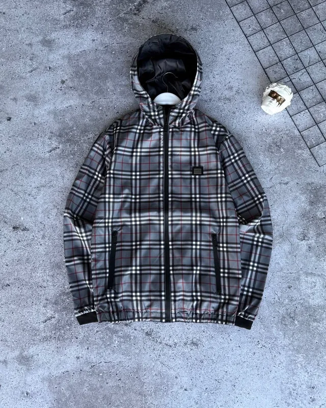 Куртка Burberry — головне фото товару