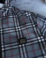 Куртка Burberry — головне фото товару