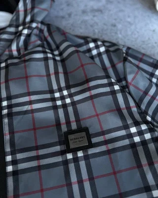 Куртка Burberry — головне фото товару