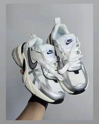 Nike V2K Run — головне фото товару