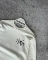 Off White — головне фото товару