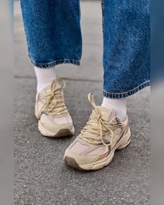 Sneakers 530 Beige Інше — головне фото товару