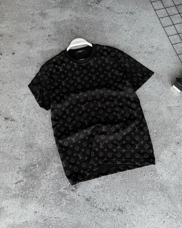 Футболка Louis Vuitton — головне фото товару