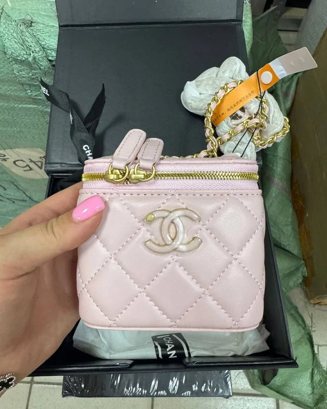 Chanel Classic Powder Lambskin Pearl Crush Mini Vanity Case Магнітна Коробка — головне фото товару