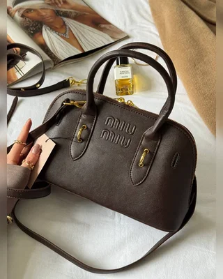 Miu Miu Aventure Nappa Leather Top Handle Bag Chocolate [оригінальна коробка] — головне фото товару