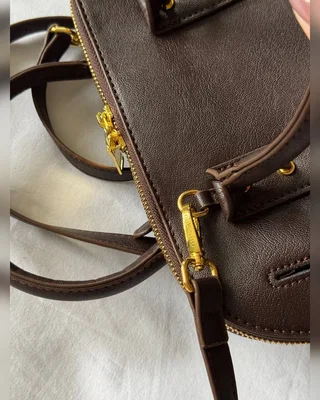 Miu Miu Aventure Nappa Leather Top Handle Bag Chocolate [оригінальна коробка] — головне фото товару