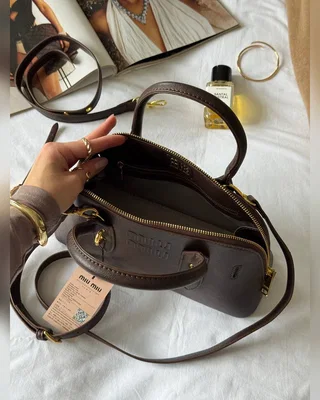 Miu Miu Aventure Nappa Leather Top Handle Bag Chocolate [оригінальна коробка] — головне фото товару