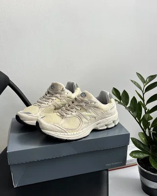 New Balance 2002R «Light Bone Aluminium» — головне фото товару
