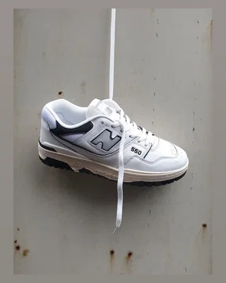 New Balance 550 •White Black• — головне фото товару
