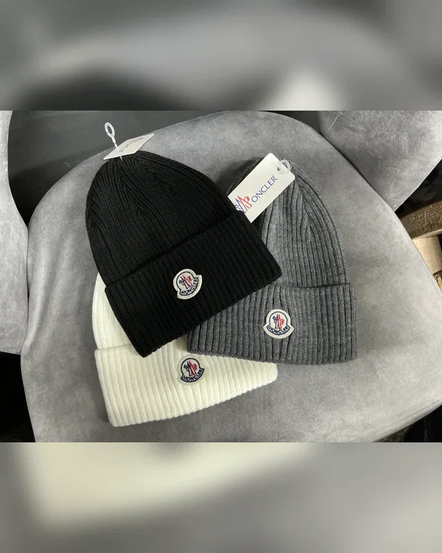 Шапка Mocler Black Інше — головне фото товару