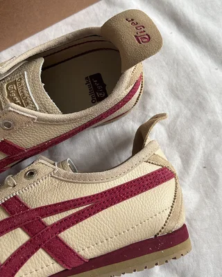 Onitsuka Tiger Mexico 66 SD 'Beige Beet Juice' 1183C015-202 — головне фото товару