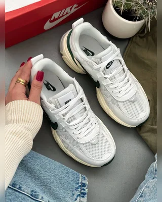 Nike V2K Runtekk Green — головне фото товару