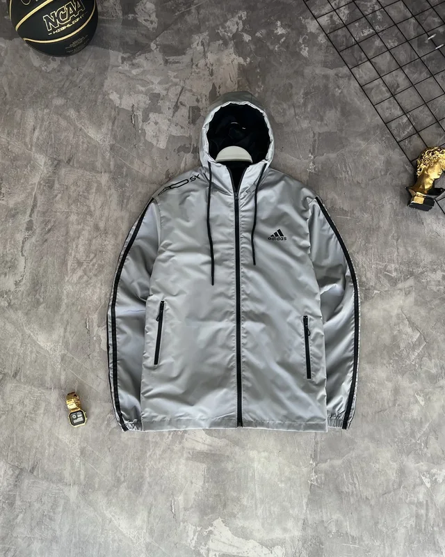Куртка Adidas — головне фото товару