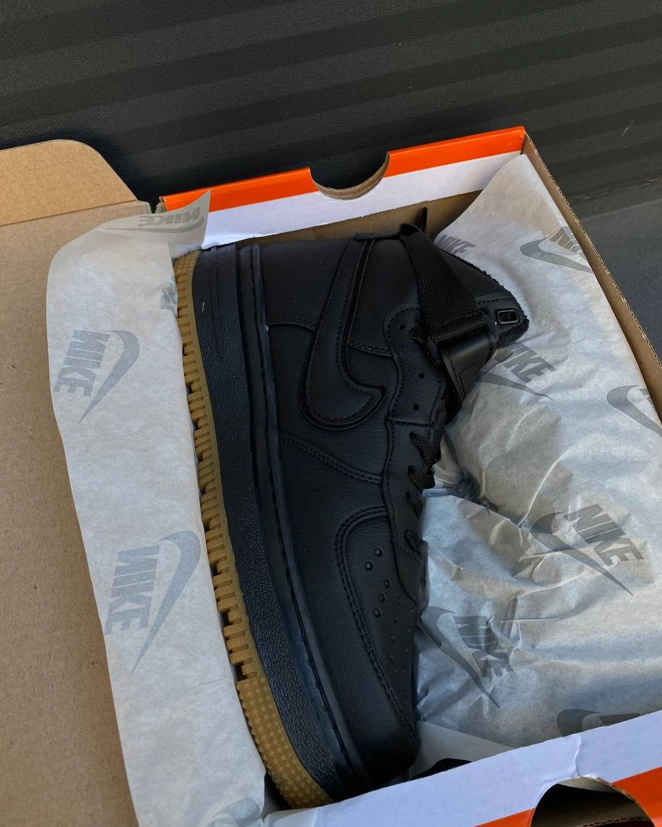 Adidas C. brown хутро — головне фото товару