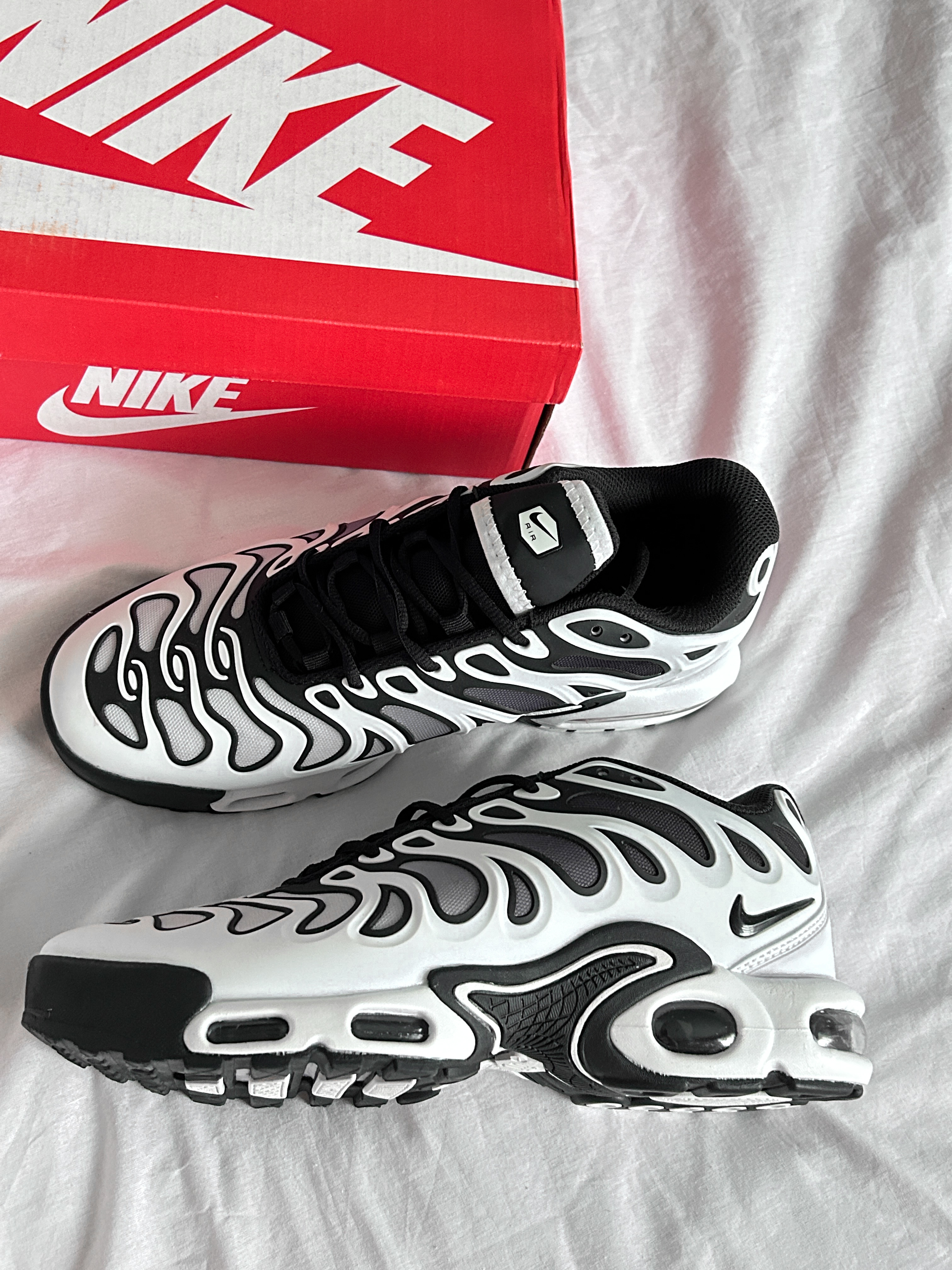 Nike Air Max Plus Drift 'Panda' FV4081-102 — головне фото товару