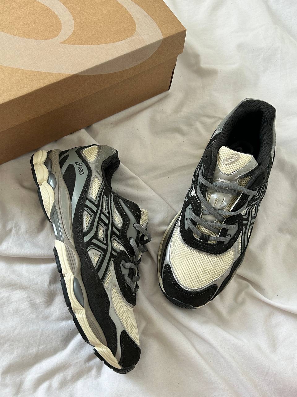 Asics Gel NYC 'Oatmeal Obsidian Grey' — головне фото товару