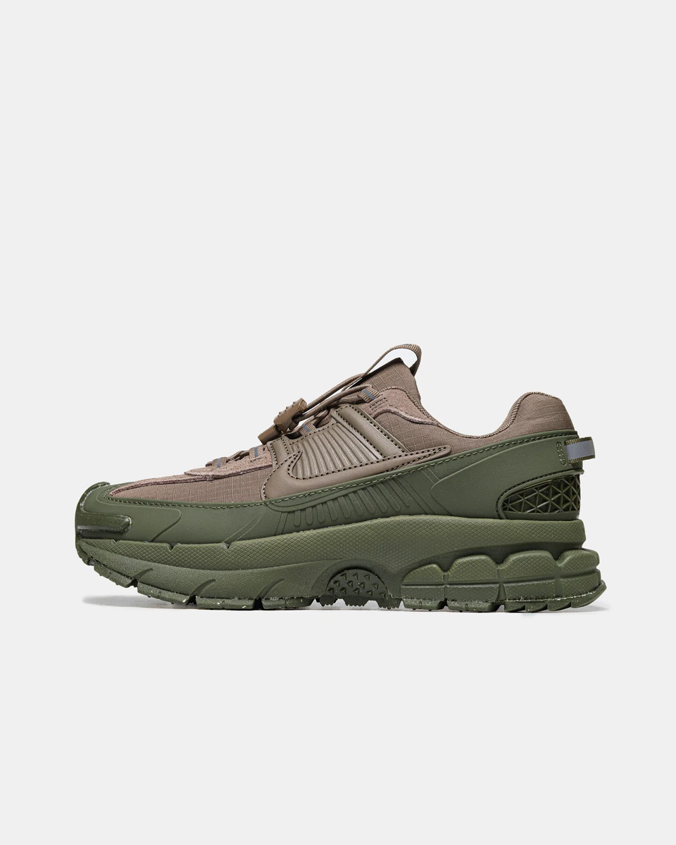 Nike Air Zoom Vomero Roam 'Mink Brown Medium Olive' FV2295-201 — головне фото товару