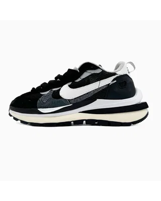 Nike VaporWaffle x Sacai Black/White — головне фото товару