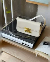Celine Shoulder Bag Claude In Shiny Calfskin Cream 20 х 11 х 4 — головне фото товару
