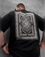 Sane Футболка чорна (carpet3) — головне фото товару