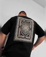 Sane Футболка чорна (carpet3) — головне фото товару