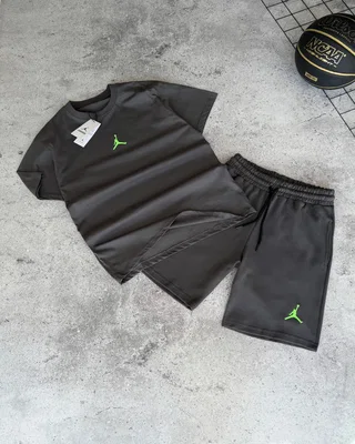 Nike — головне фото товару