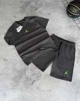 Nike — головне фото товару