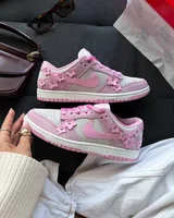 Nike DUNK LOW Pink Flowers — головне фото товару