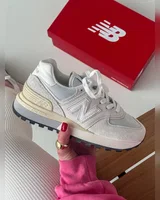 New Balance 574 Beige — головне фото товару