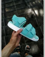 Adidas Сандалі ADILETTE — головне фото товару